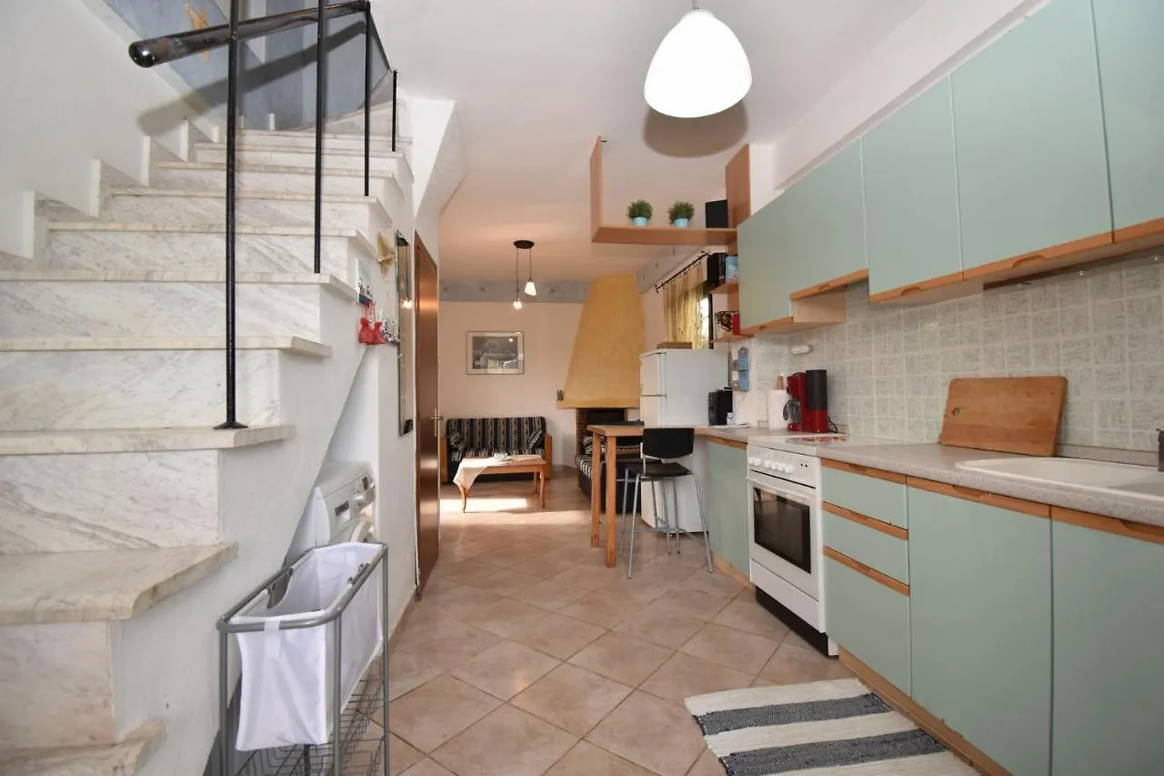 Pandora Sea Side Maisonette, Nikiti