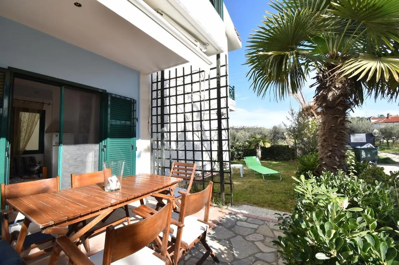 Pandora Sea Side Maisonette, Nikiti